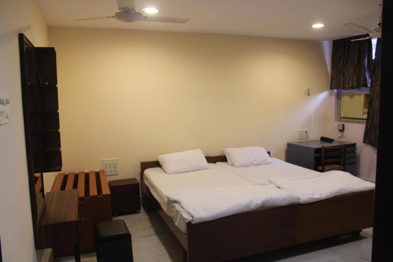 Service Apartments, Park Street, Calcutta Esterno foto