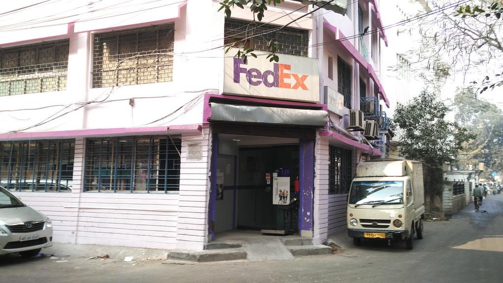 Service Apartments, Park Street, Calcutta Esterno foto