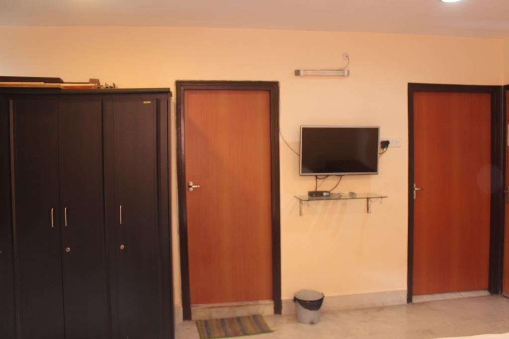 Service Apartments, Park Street, Calcutta Esterno foto