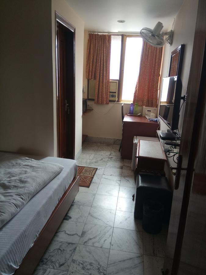 Service Apartments, Park Street, Calcutta Esterno foto