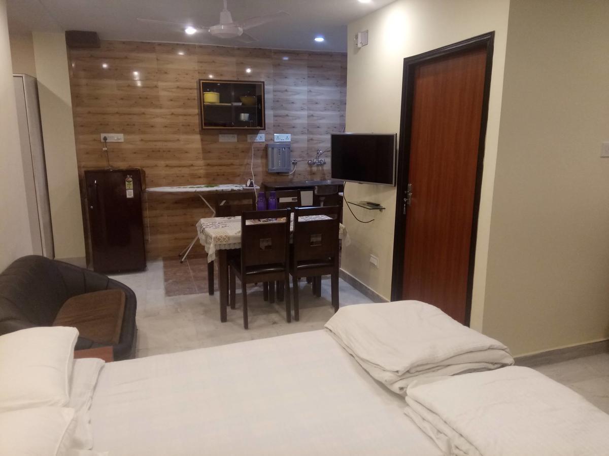 Service Apartments, Park Street, Calcutta Esterno foto